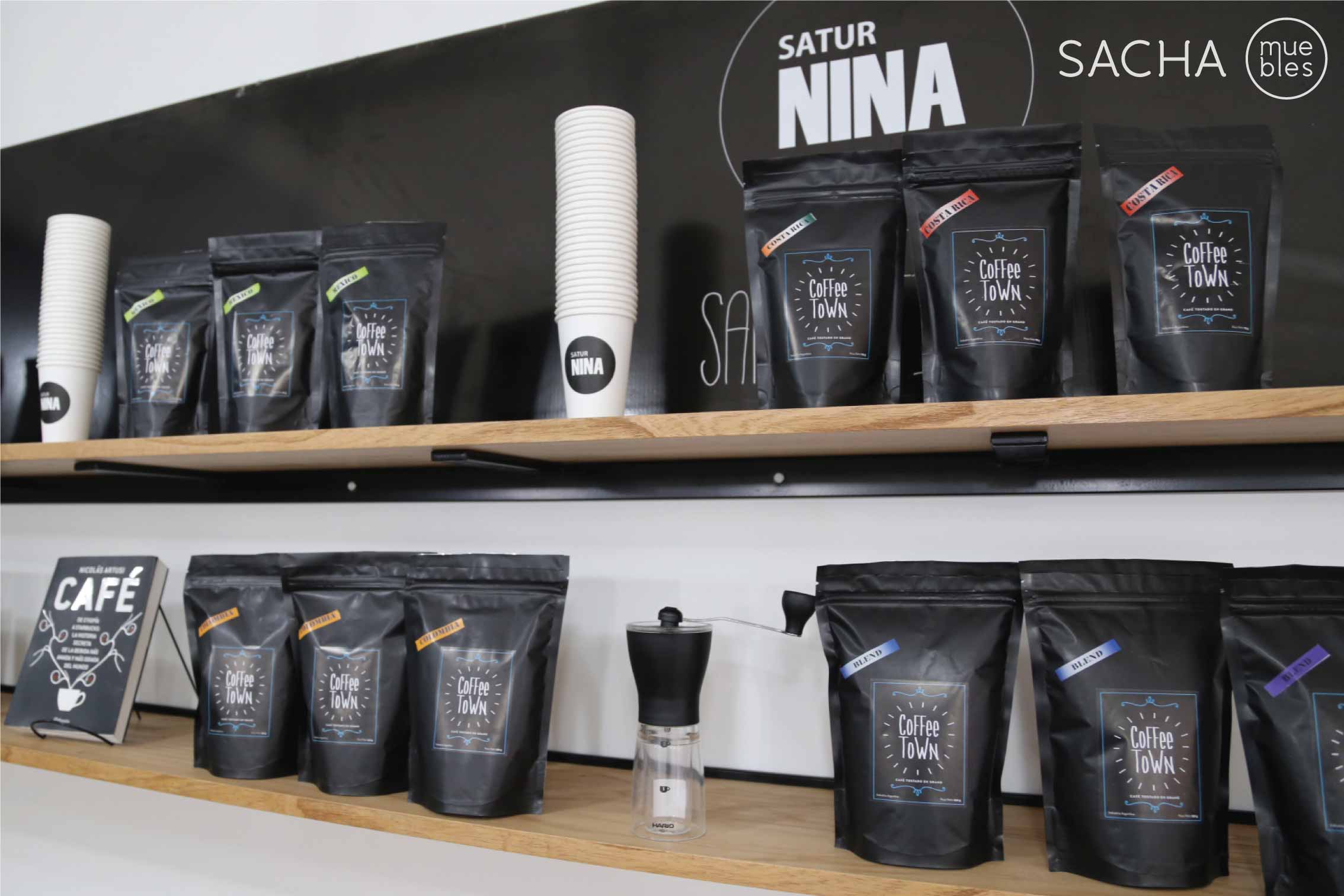 Idea, diseño y amoblamiento Proyecto Saturnina.
Saturnina Coffee. San Martín 989, CABA. https://www.facebook.com/Saturninacoffee